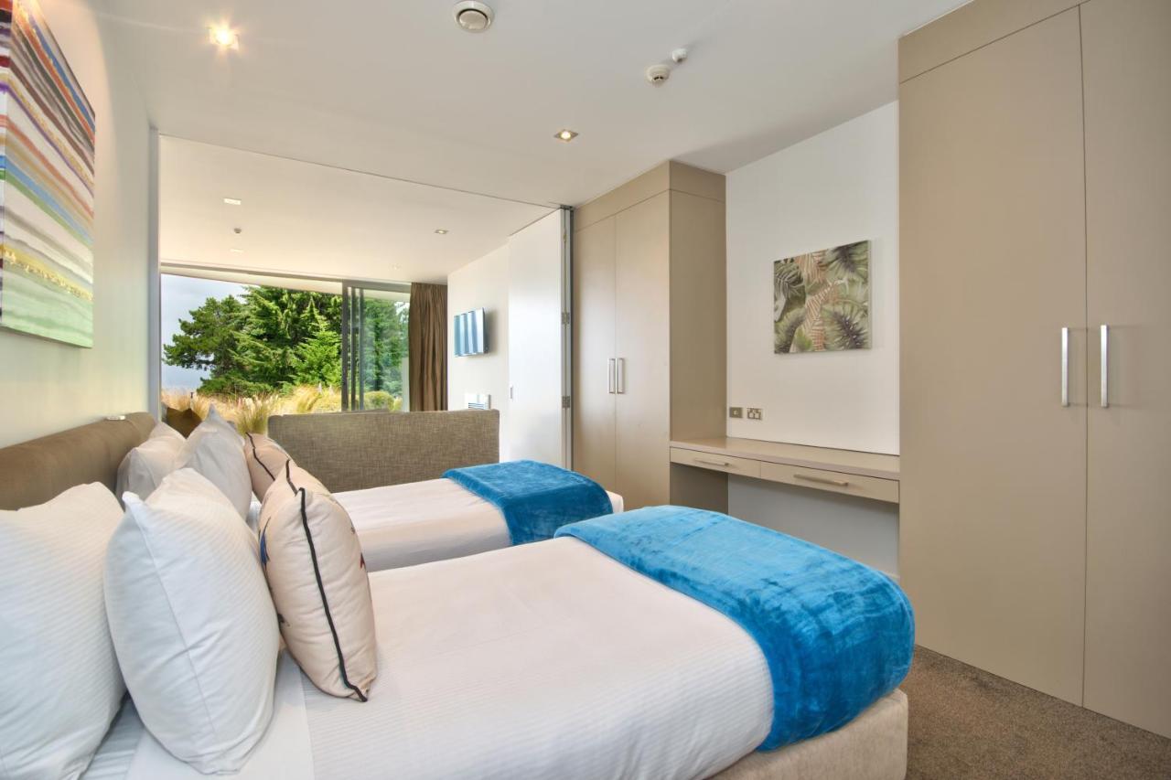 Lakes Edge Apartment Куийнстаун Екстериор снимка